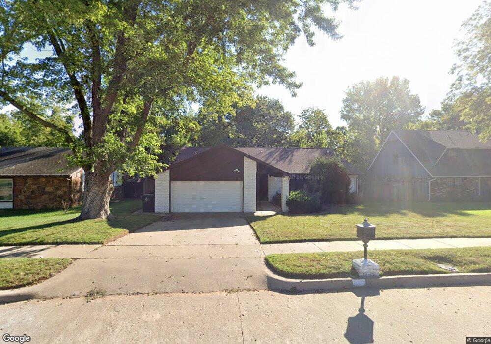 7209 S Ash Place, Broken Arrow, OK 74011 - photo 1