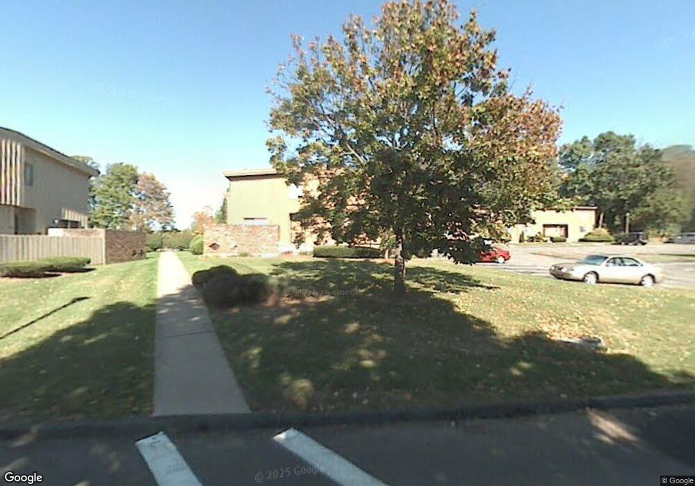 63 Webster Ct unit 62, Newington, CT 06111 - photo 1