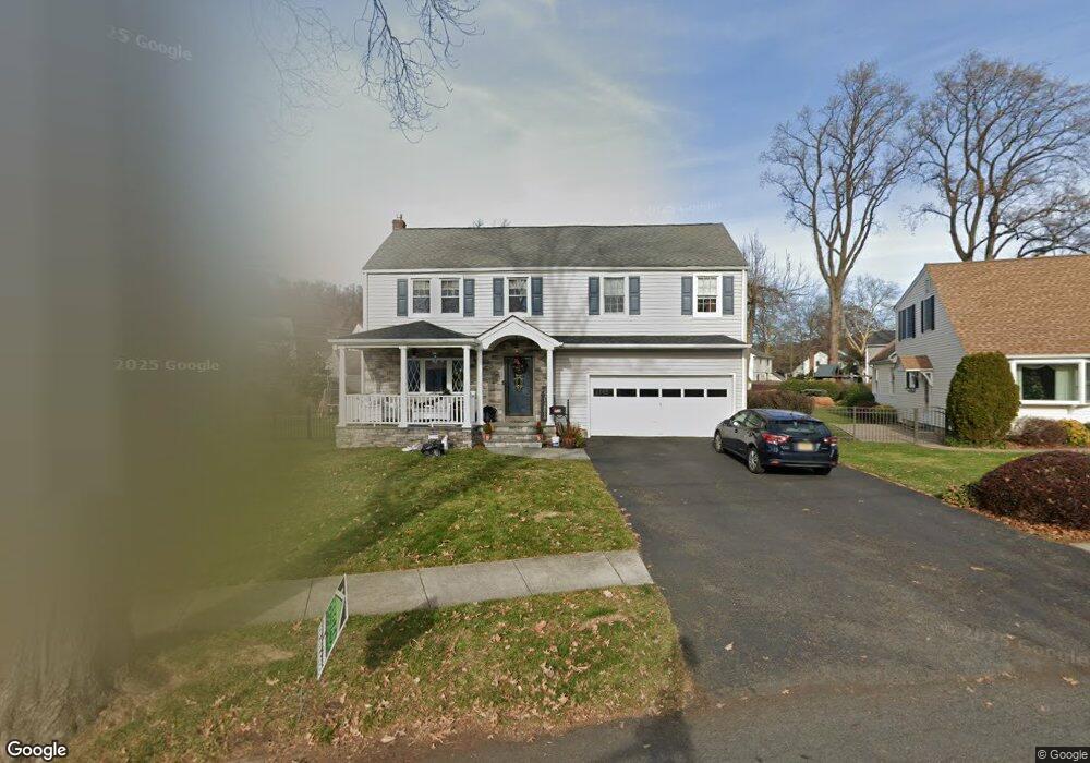 351 Park View Dr, Scotch Plains, NJ 07076 - photo 1