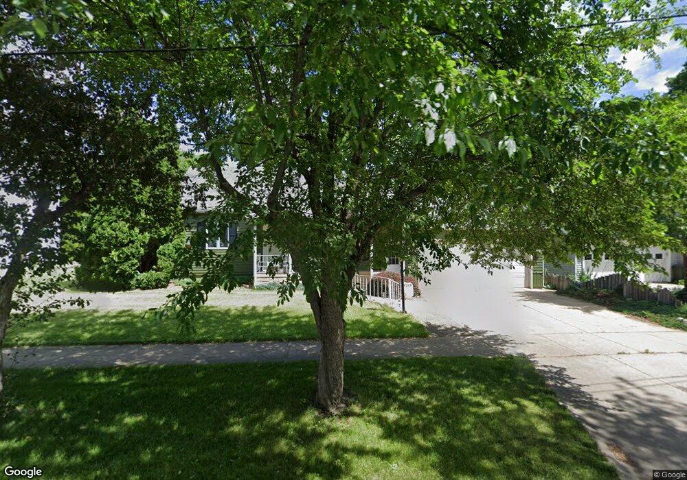 1209 W 20th St, Cedar Falls, IA 50613 - photo 1