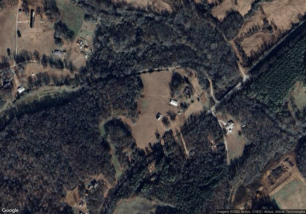 1677 Crumps Bridge Rd, Martin, GA 30557 - photo 1