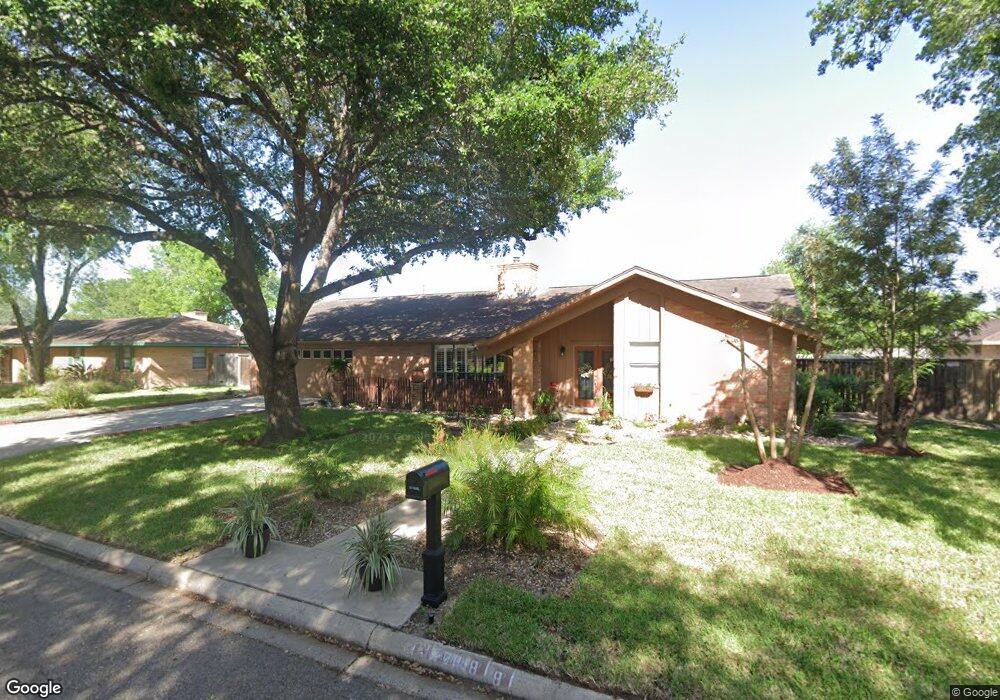 2018 Anacua Cir, Edinburg, TX 78539 - photo 1