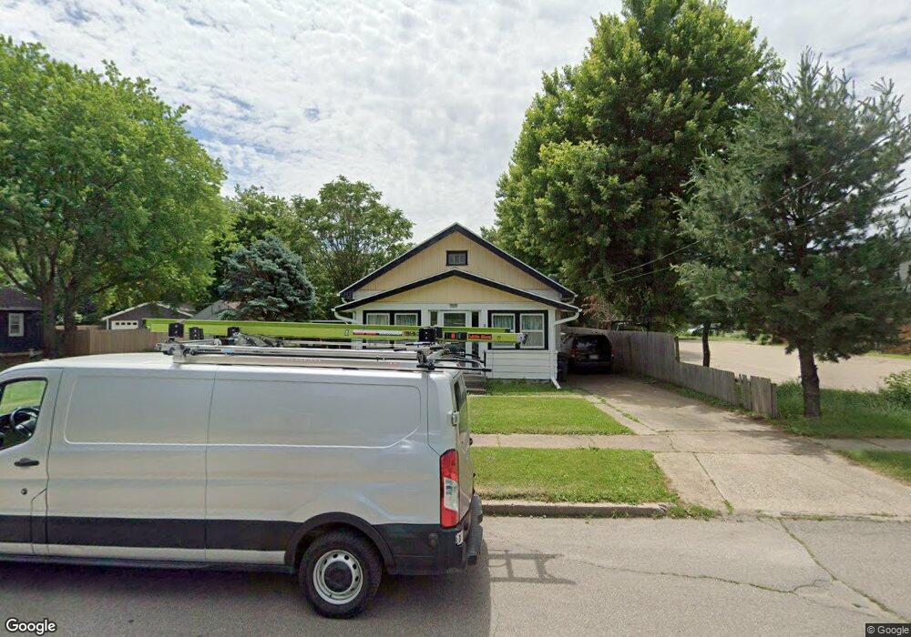 2609 Maple St, Des Moines, IA 50317 - photo 1