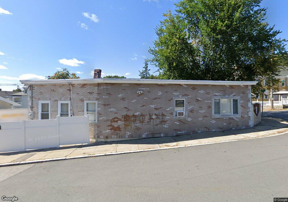 90 Doyle St, Lawrence, MA 01841 - photo 1