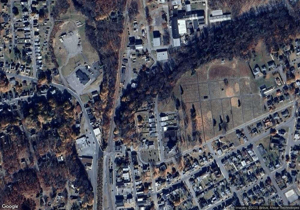 66 Spring St, Weatherly, PA 18255 - photo 1