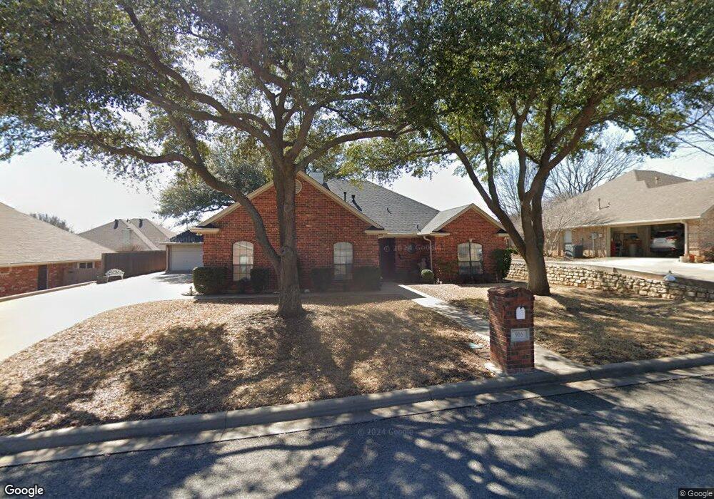916 Jonathan Ct, Weatherford, TX 76086 - photo 1