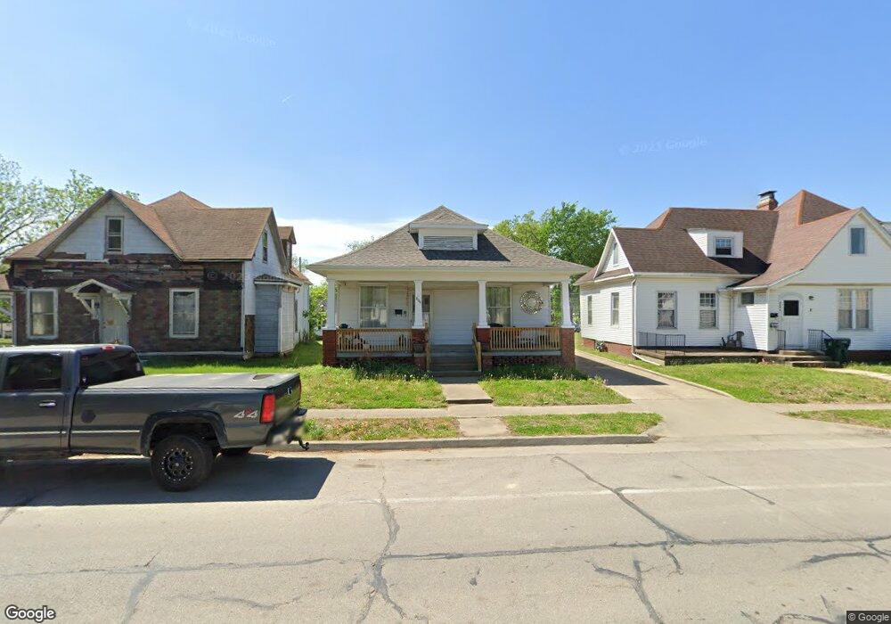 804 W Rollins St, Moberly, MO 65270 - photo 1