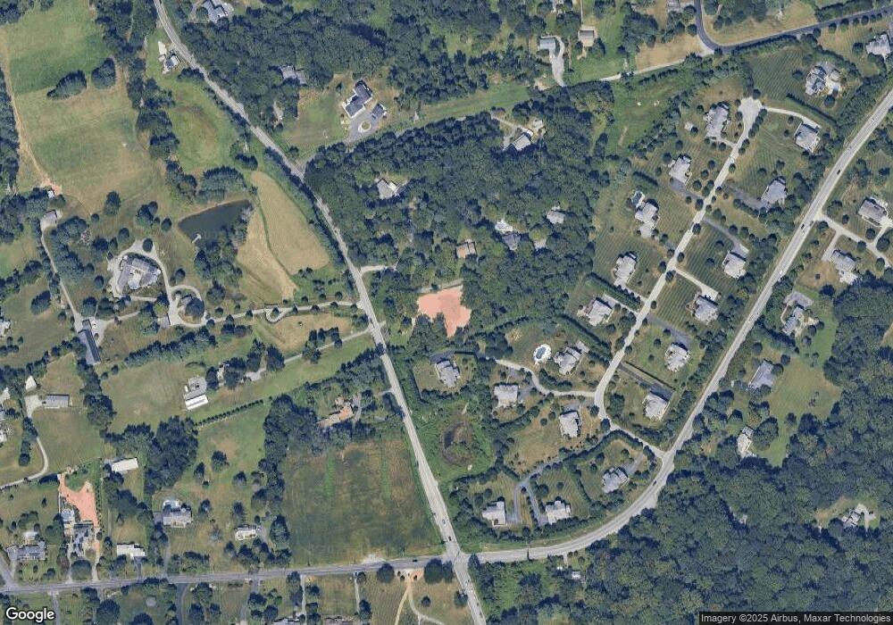 11831 Falls Rd, Cockeysville, MD 21030 - photo 1