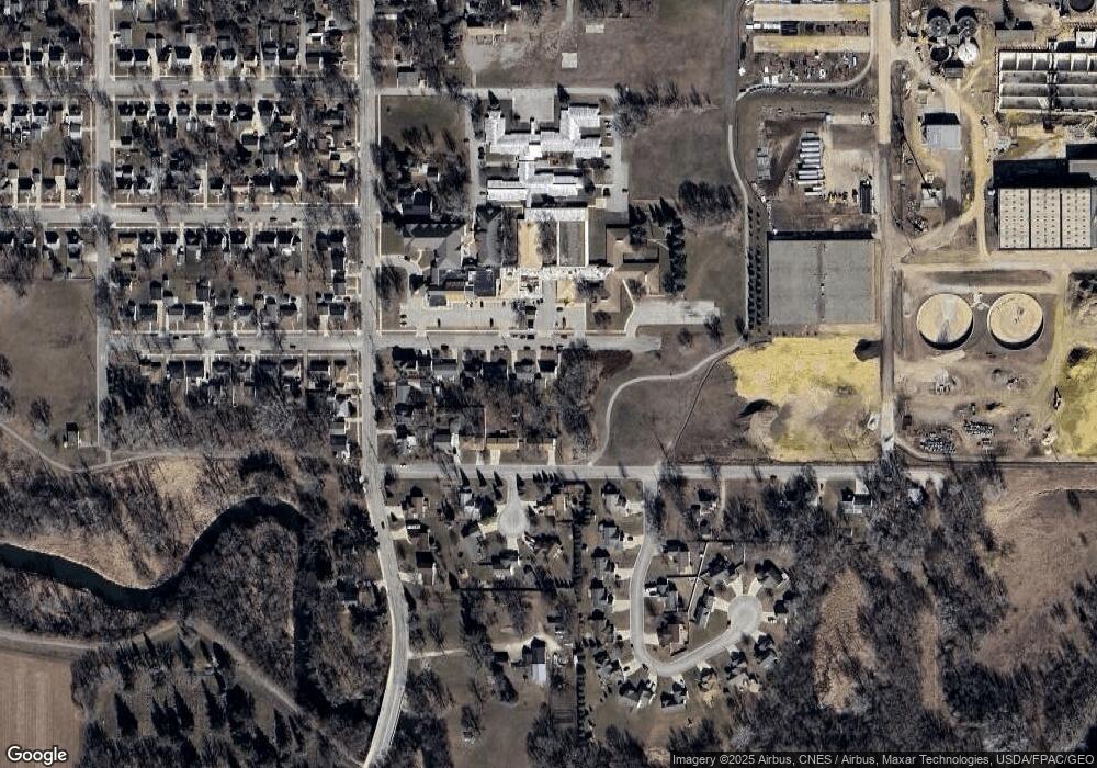 301 15th Ave SW, Austin, MN 55912 - photo 1