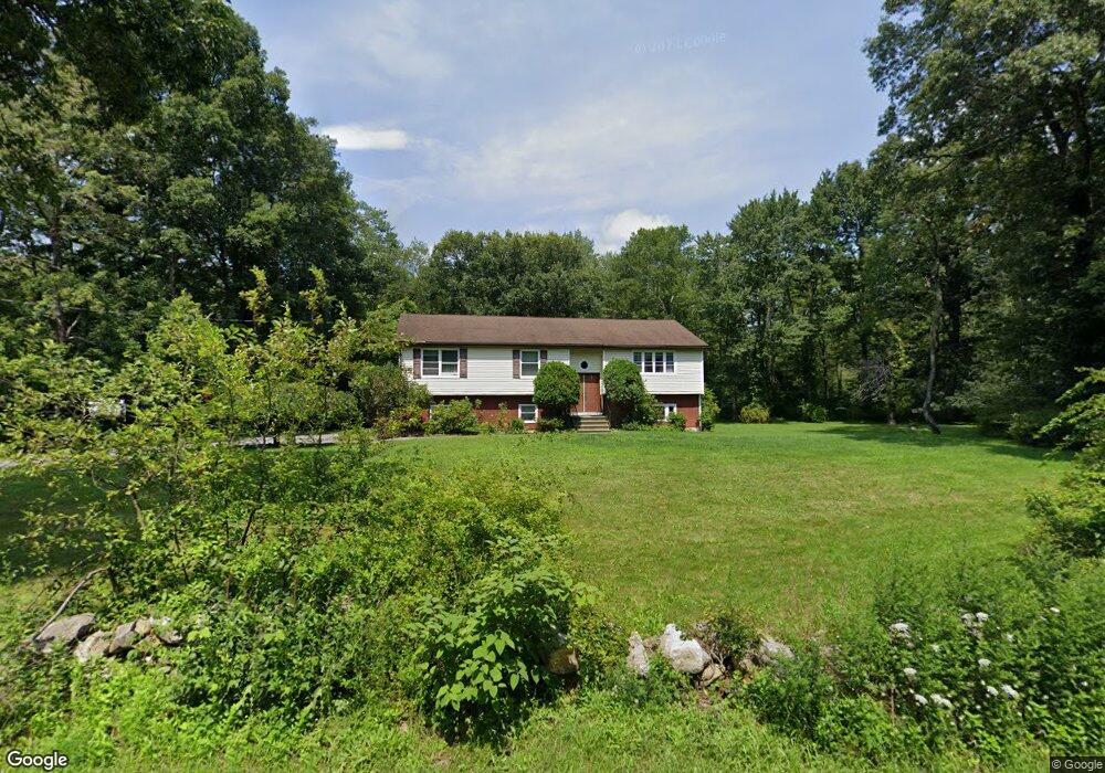 276 Farmers Mills Rd, Carmel, NY 10512 - photo 1