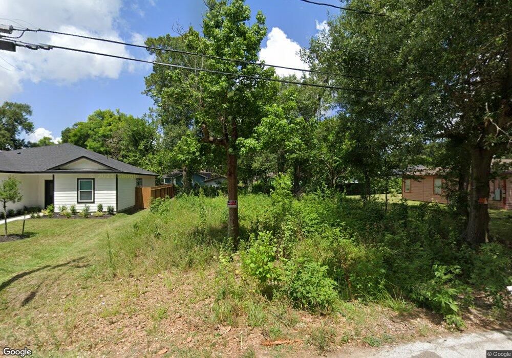 6803 Bethune Dr, Houston, TX 77091 - photo 1