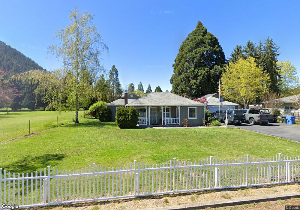 220 Mountain View Place, Grants Pass, OR 97527 - photo 1