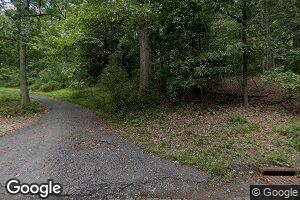 475 Sweet Hollow Rd, Bloomsbury, NJ 08804