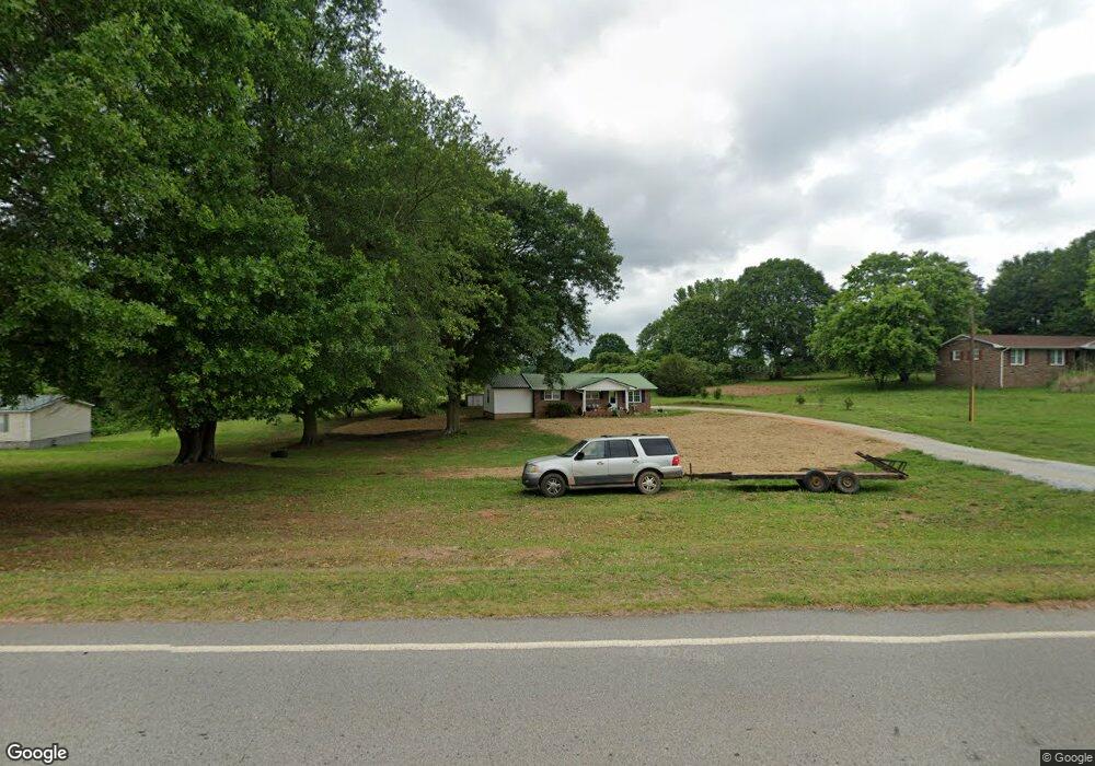 7280 Stone Bridge Rd, Carnesville, GA 30521 - photo 1