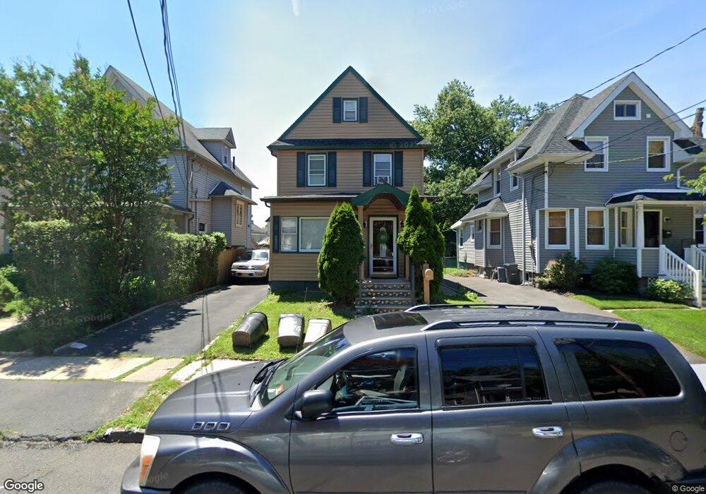 132 Berwyn St, Roselle Park, NJ 07204 - photo 1