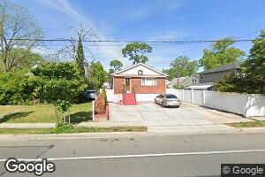 1174 Woodfield Rd, Rockville Centre, NY 11570