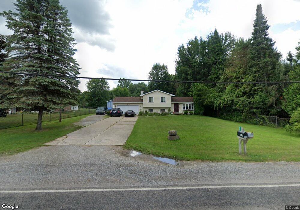 3160 Curtis Rd, Birch Run, MI 48415 - photo 1