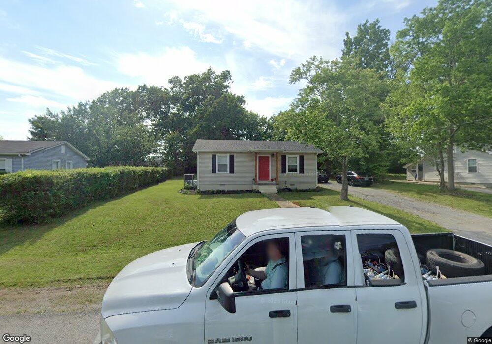 917 Smith St, Shelbyville, TN 37160 - photo 1