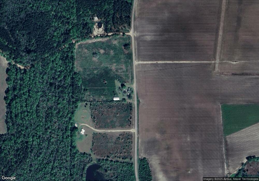 871 Il Smith Rd, Broxton, GA 31519 - photo 1