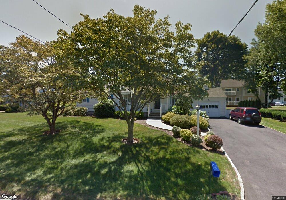 10 Harned Place, Trumbull, CT 06611 - photo 1