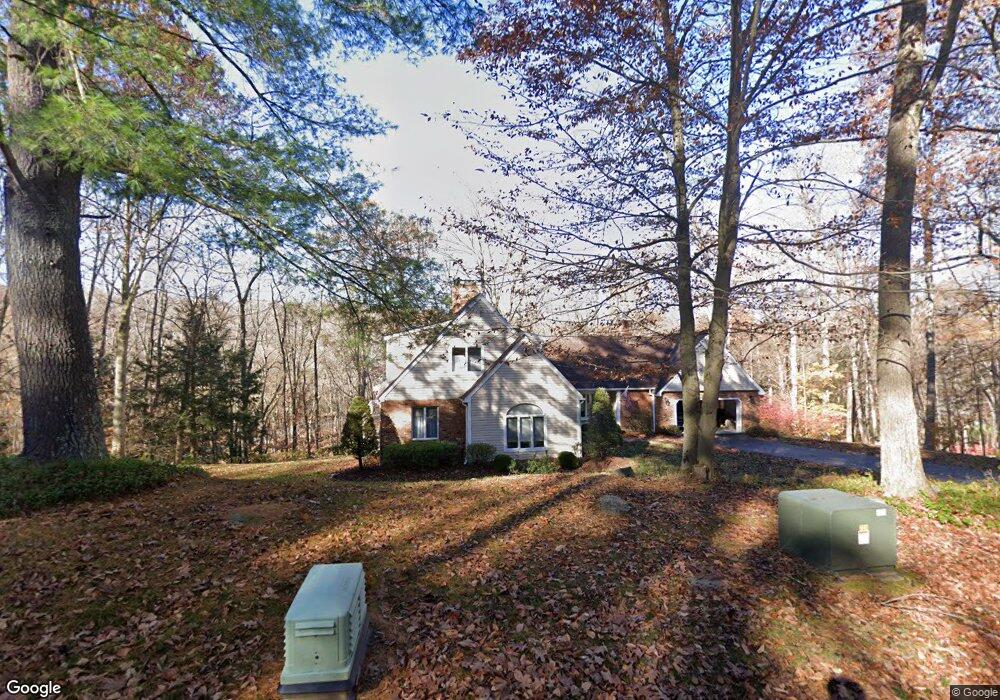 37 Hidden Brook Dr, Brookfield, CT 06804 - photo 1