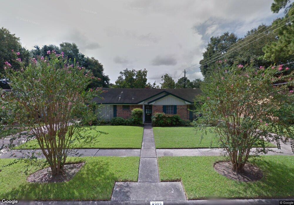 8302 Gulf Spring Ln, Houston, TX 77075 - photo 1