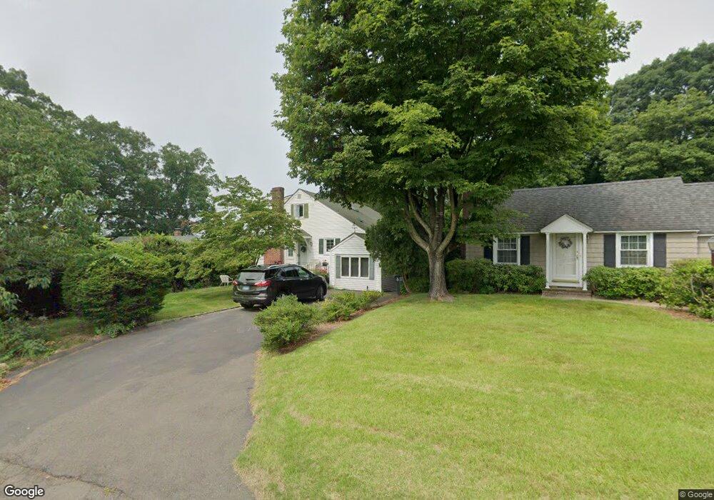 18 Woodbury Ave, Stamford, CT 06907 - photo 1