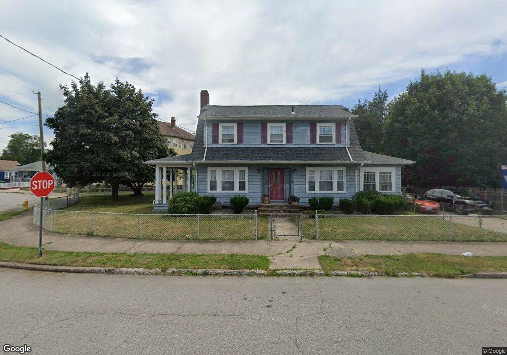 7 Crescent Rd, Pawtucket, RI 02861 - photo 1