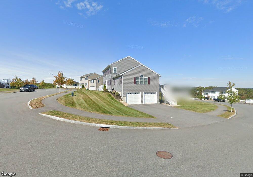 1 Marshall Cir, Peabody, MA 01960 - photo 1