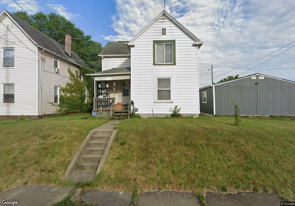811 Young Ave NE, Canton, OH 44705 - photo 1