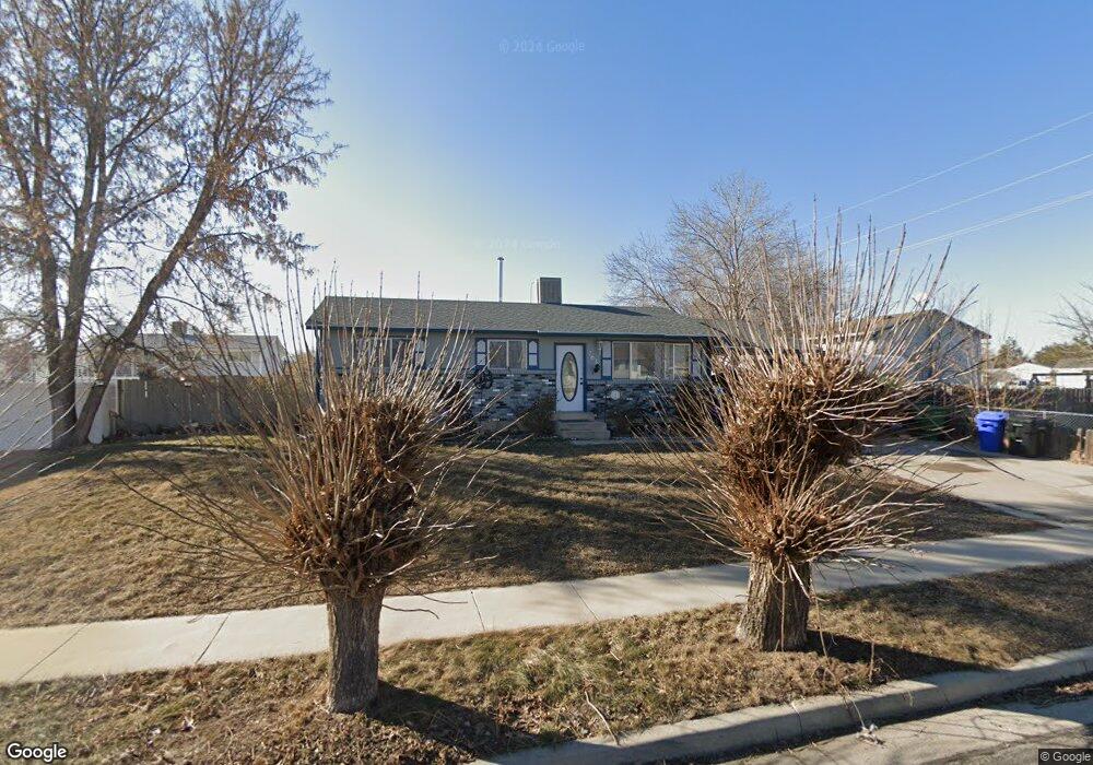 7636 S 2290 W, West Jordan, UT 84084 - photo 1