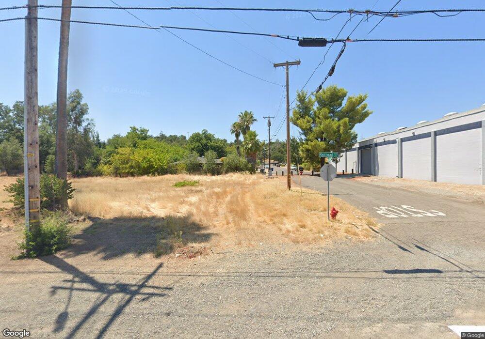 3012 Railroad Ave, Redding, CA 96001 - photo 1