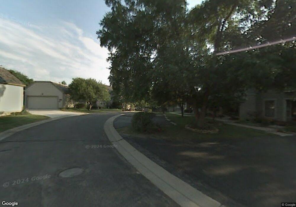 26 SW Pepper Tree Ln, Topeka, KS 66611 - photo 1