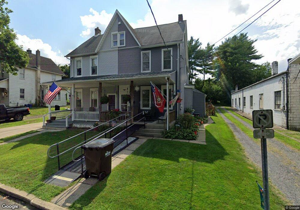 470 New St, Freemansburg, PA 18017 - photo 1