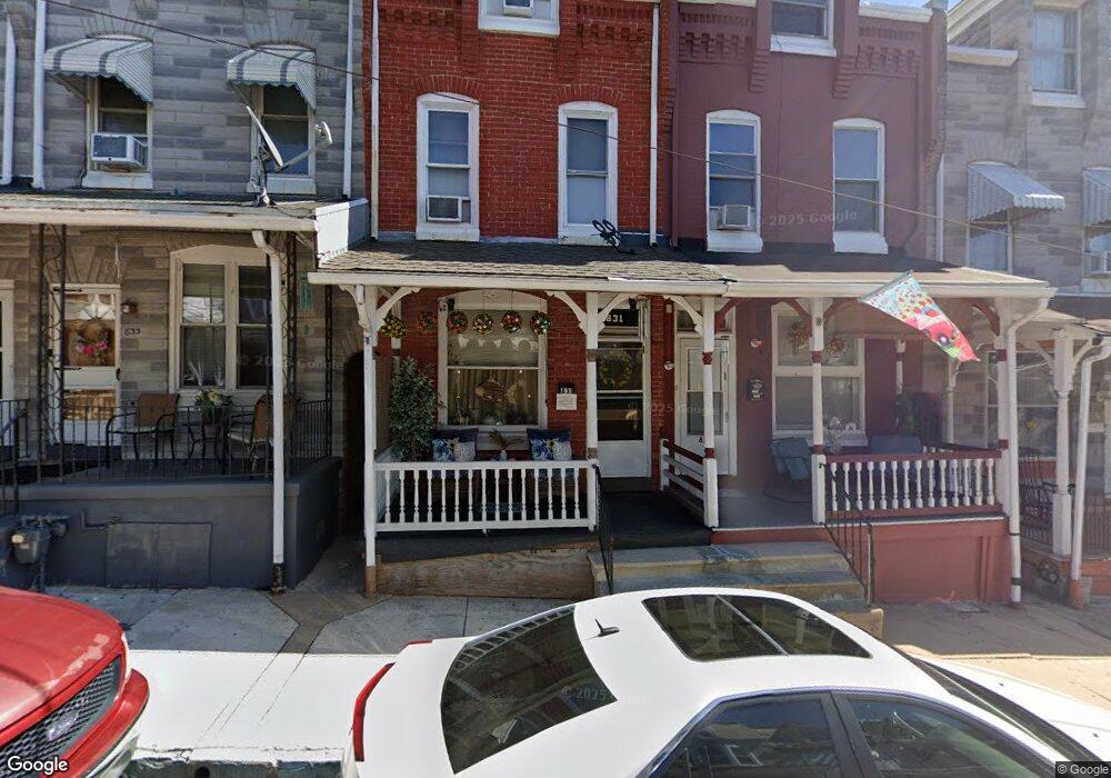 831 Pear St, Reading, PA 19601 - photo 1