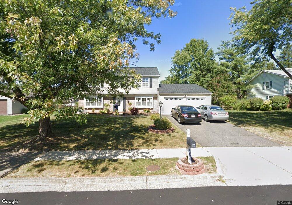 4208 Minstrell Ln, Fairfax, VA 22033 - photo 1