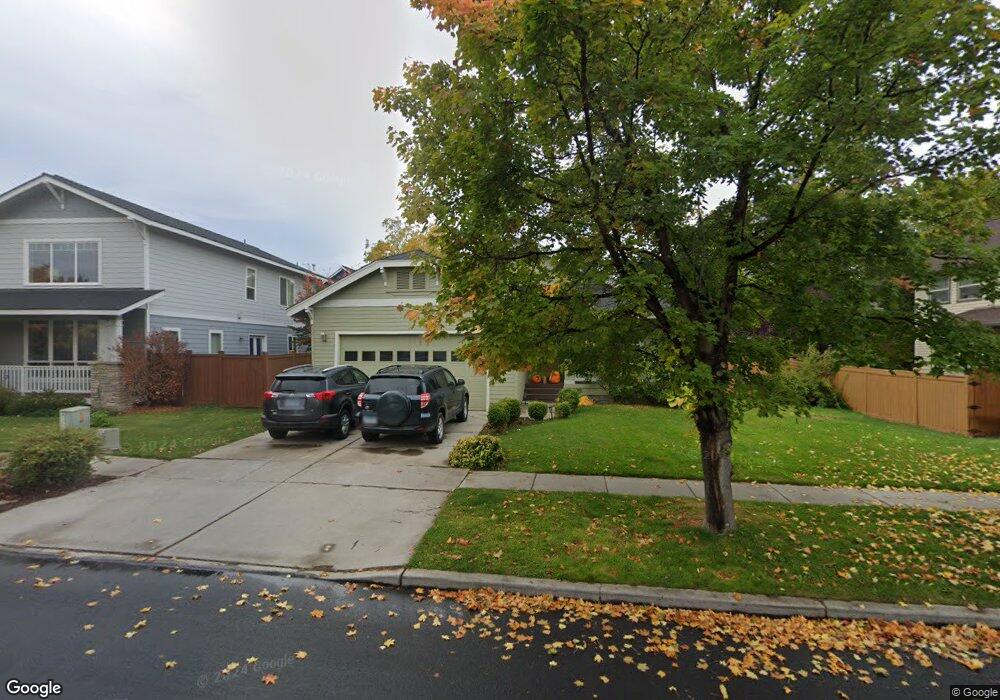 20651 NE Sierra Dr, Bend, OR 97701 - photo 1