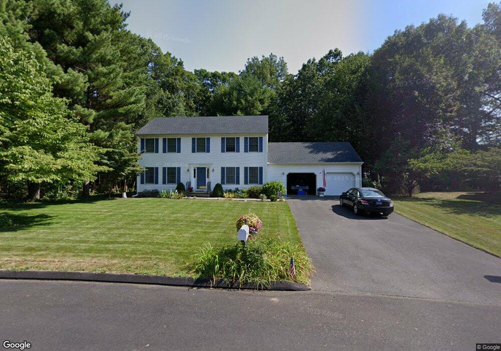 8 Deepwood Dr, Farmington, CT 06032 - photo 1