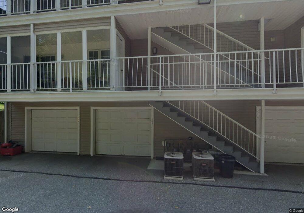 505 Meadowecrest Cir, Ludlow, MA 01056 - photo 1