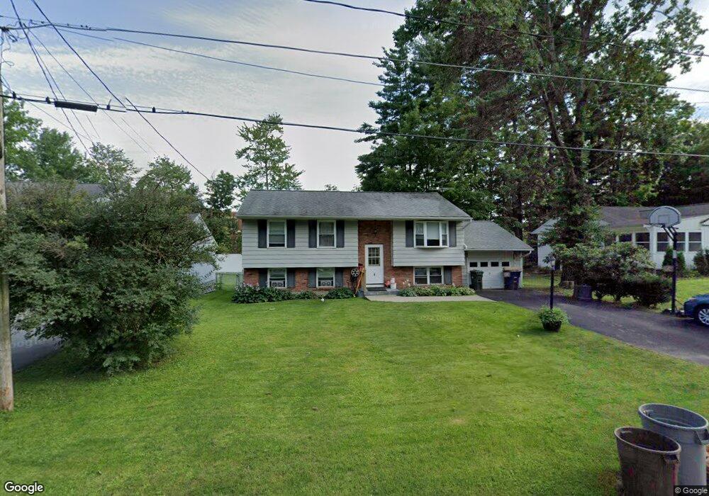 4 Woodland Ct, Saratoga Springs, NY 12866 - photo 1