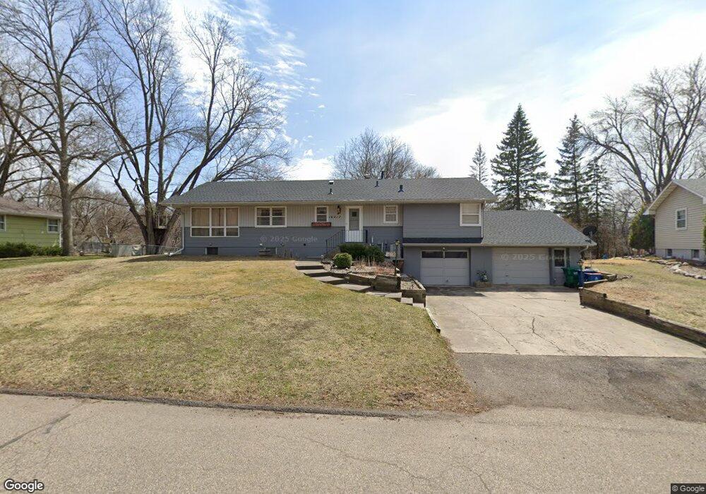 16217 Birch Ln, Minnetonka, MN 55345 - photo 1