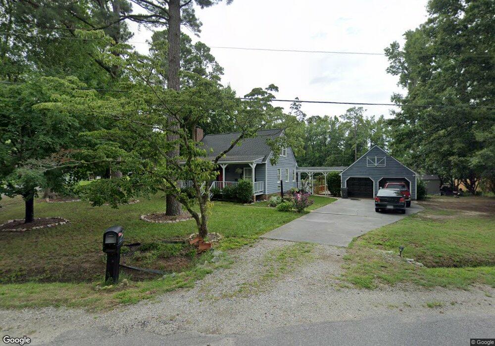 1251 Butternut Dr, Hopewell, VA 23860 - photo 1