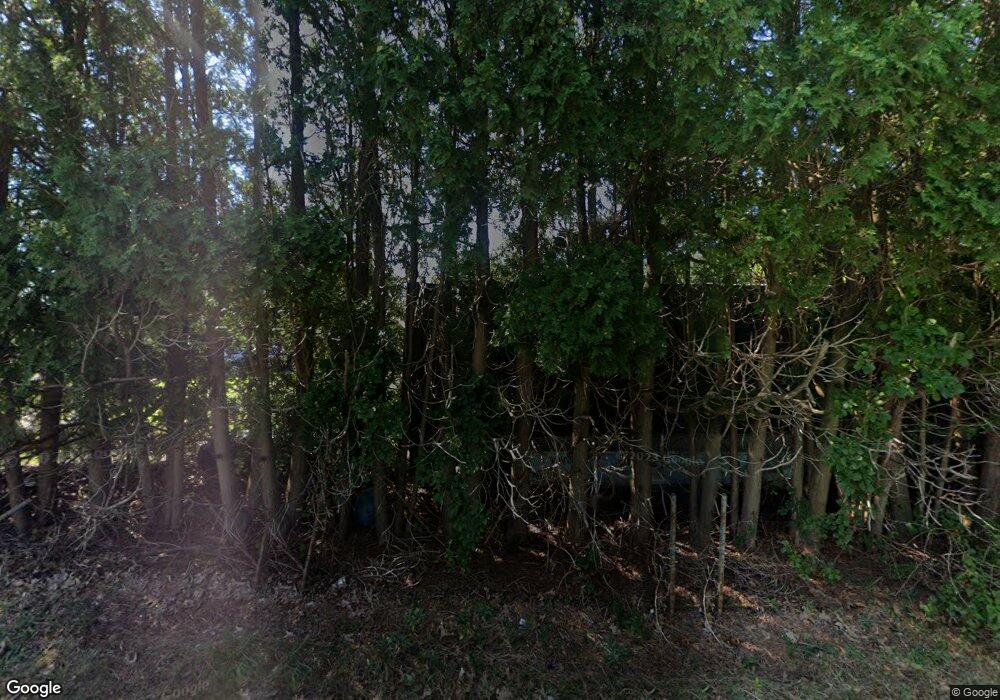 1 Crandon Dr, Acushnet, MA 02743 - photo 1