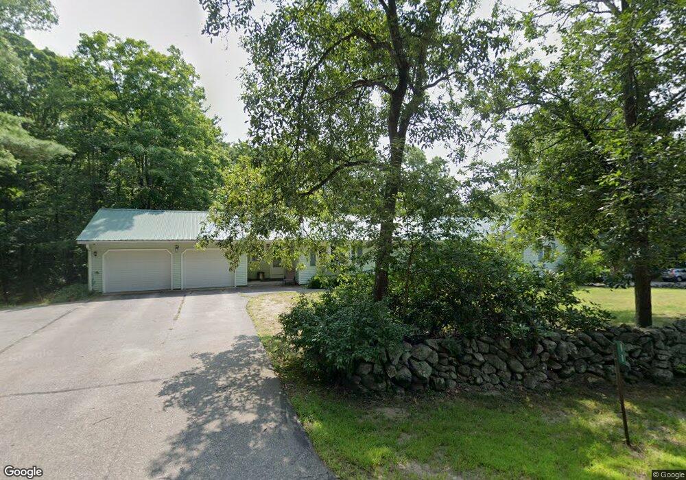 11 Oak St, Newmarket, NH 03857 - photo 1