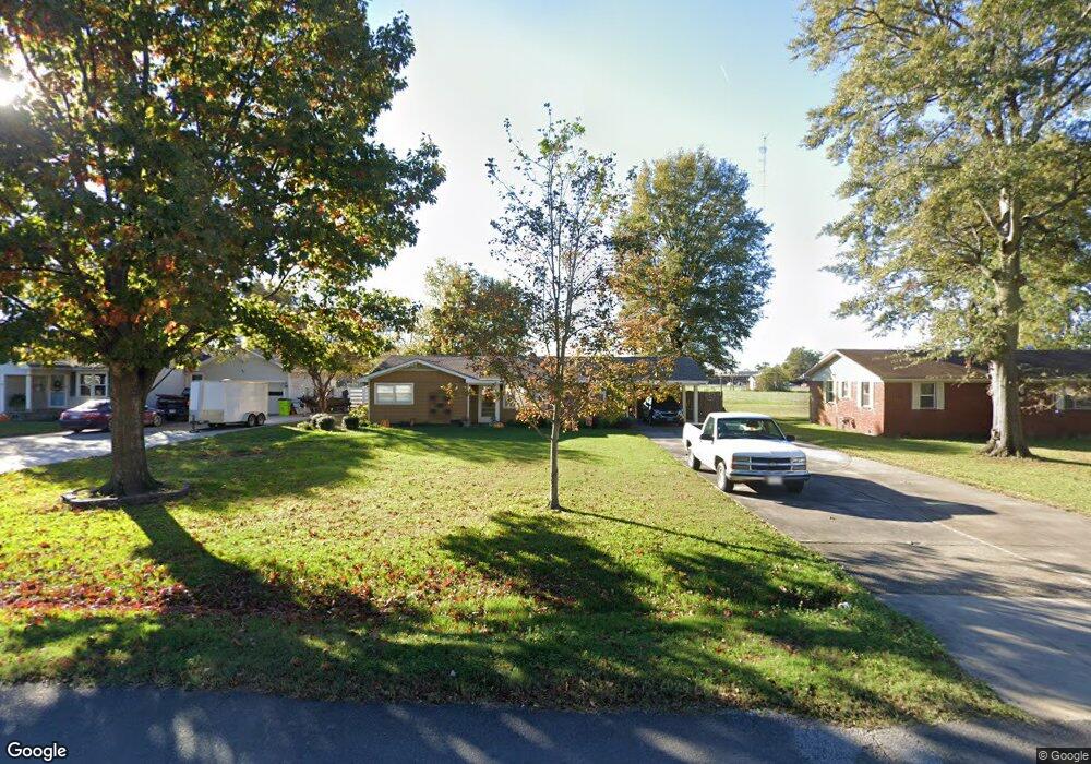 609 W 18th St, Stuttgart, AR 72160 - photo 1