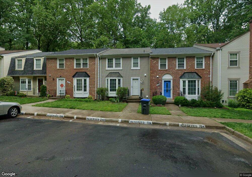 10106 Walnut Wood Ct, Burke, VA 22015 - photo 1