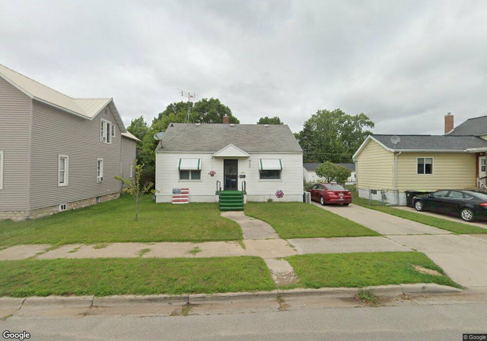 1904 12th Ave, Menominee, MI 49858 - photo 1