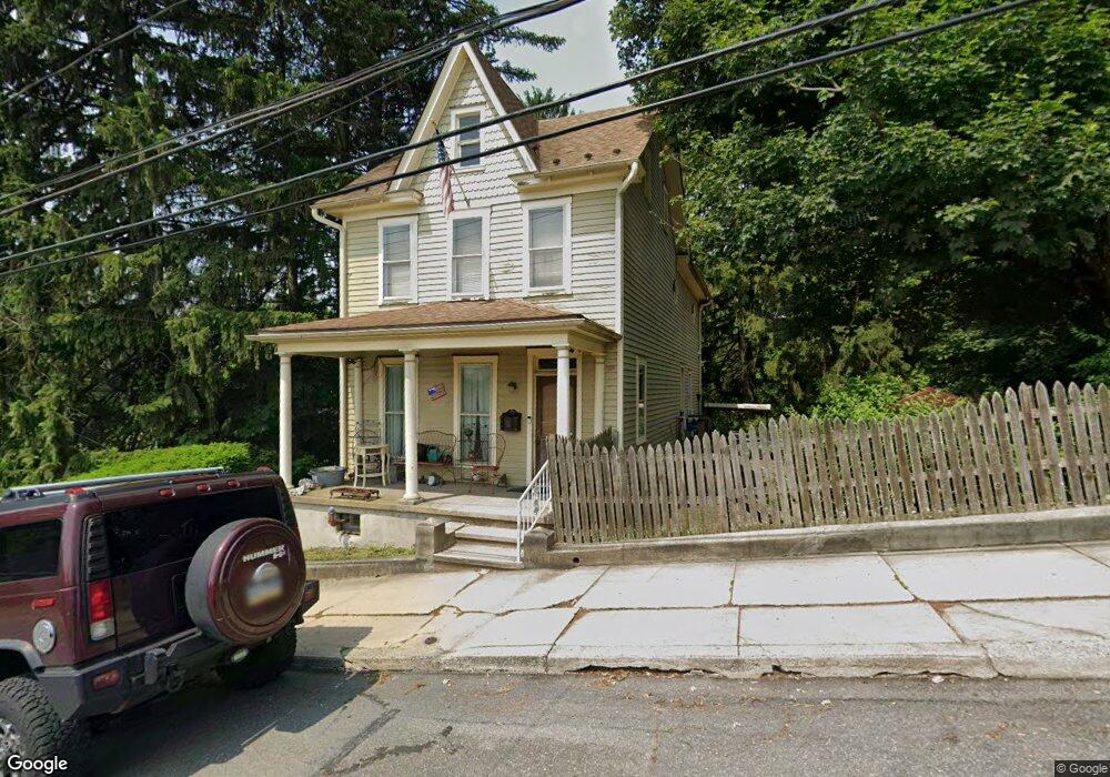 115 Diamond St, Slatington, PA 18080 - photo 1