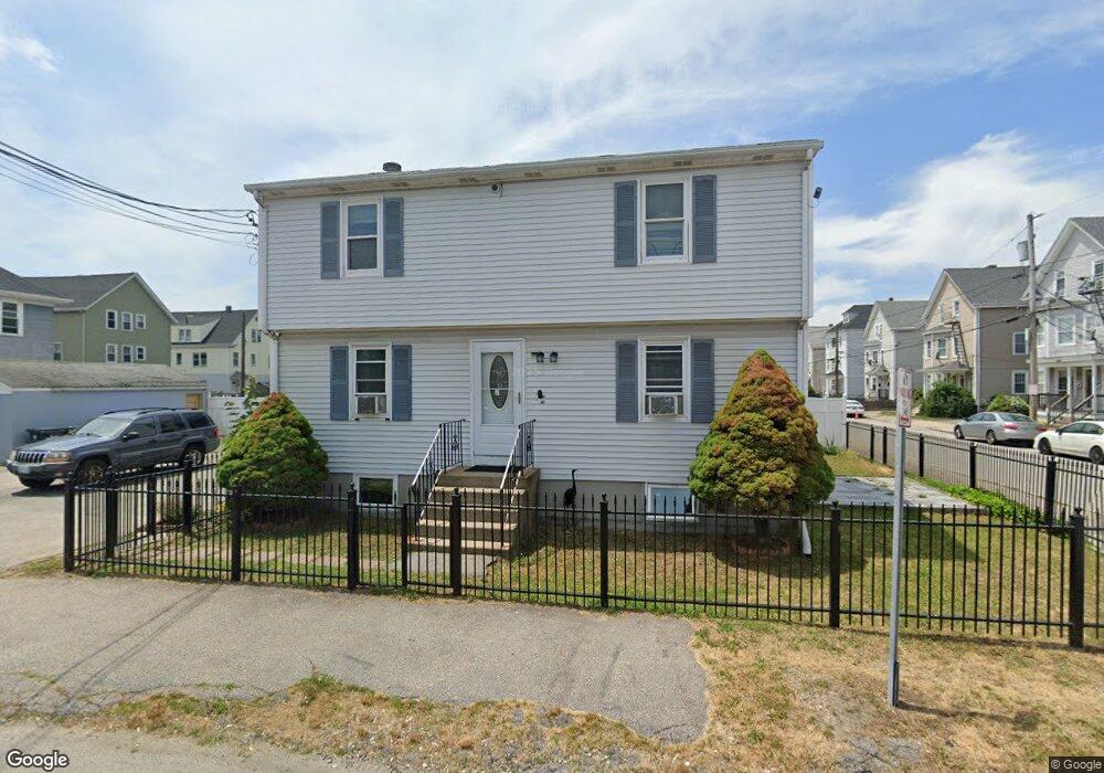 18 Consolation Ave, Pawtucket, RI 02861 - photo 1