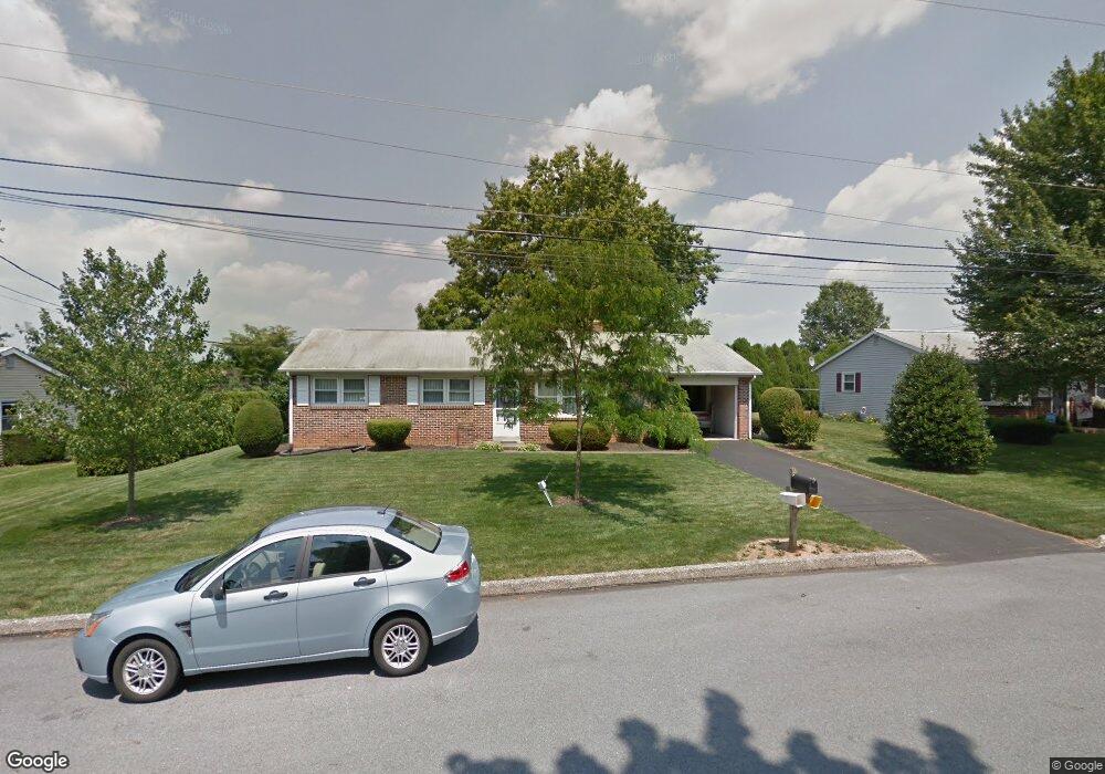 1330 S Duke St, Palmyra, PA 17078 - photo 1